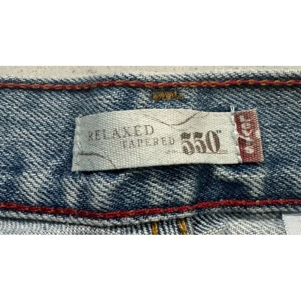 VTG Y2K Levi's 550 Jeans Womens 14 Blue Light Wash Relaxed‎ Tapered Mom Denim